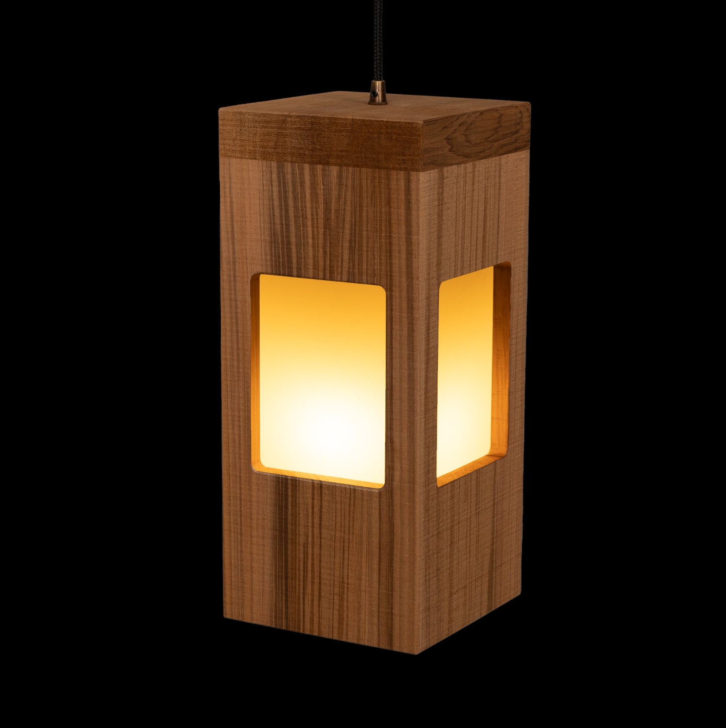 Pend Oreille: 272-16" Large Pendant Light