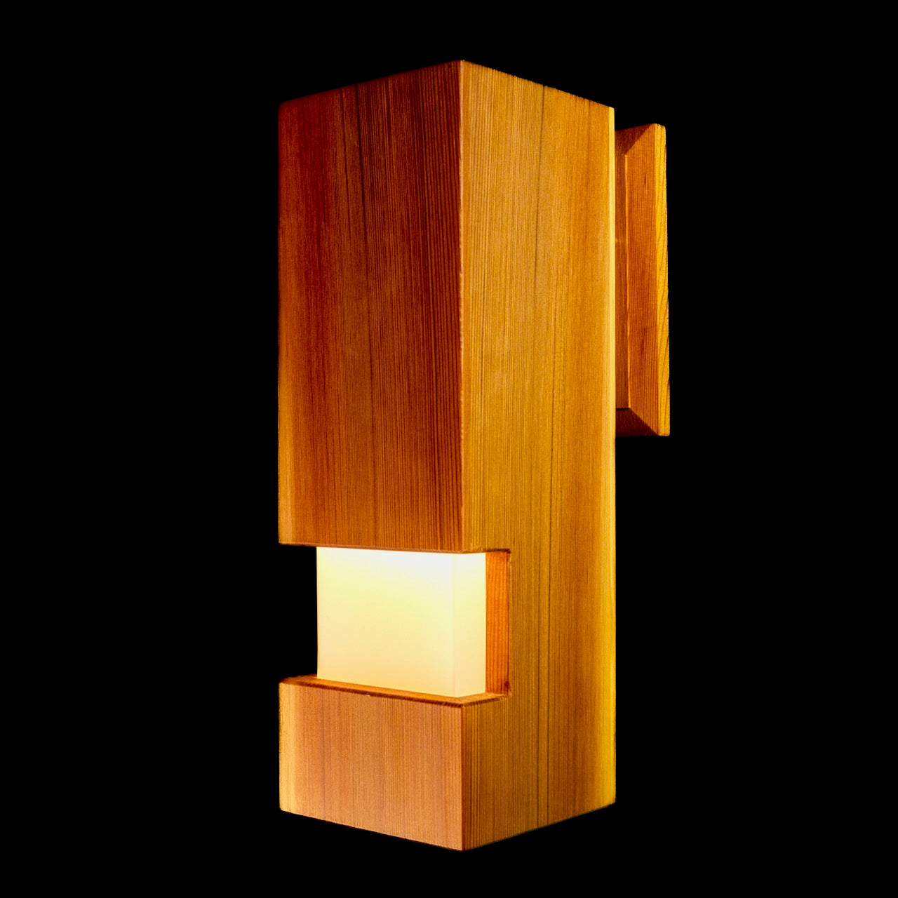 Pend Oreille: 268-16" Sconce